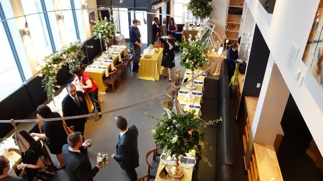 Gezellig Dining. Photo by Alan Viau