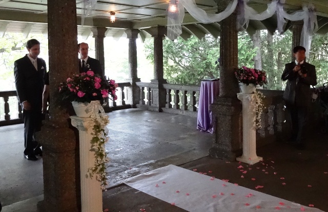 https://www.ottawaweddingmagazine.com/wp-content/uploads/2013/06/prewedding.jpg