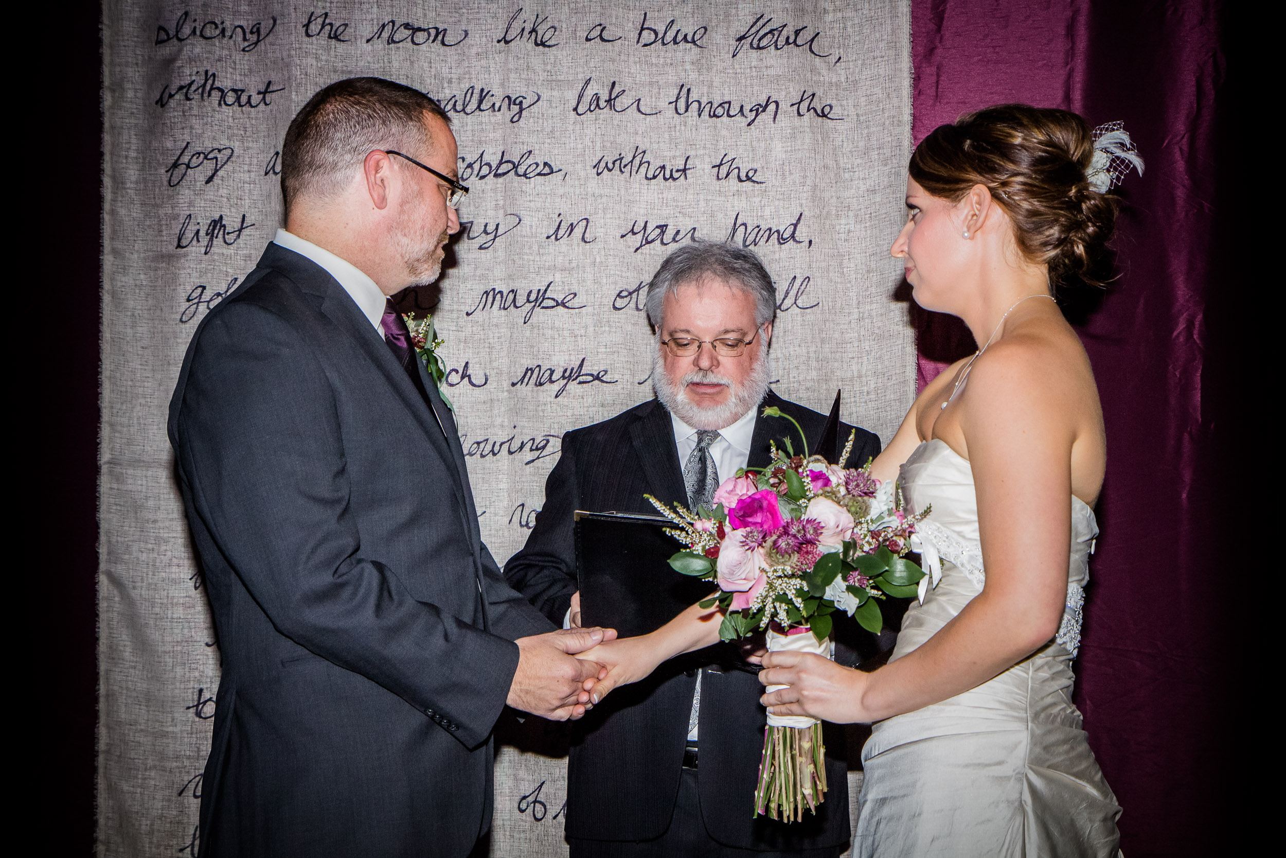 https://www.ottawaweddingmagazine.com/wp-content/uploads/2013/11/ceremony-001.jpg