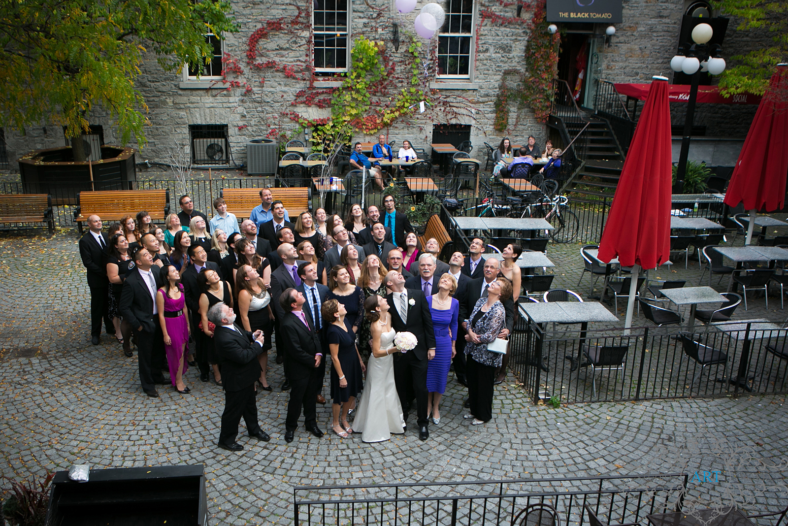 https://www.ottawaweddingmagazine.com/wp-content/uploads/2013/11/wedding-pictures-463.jpg