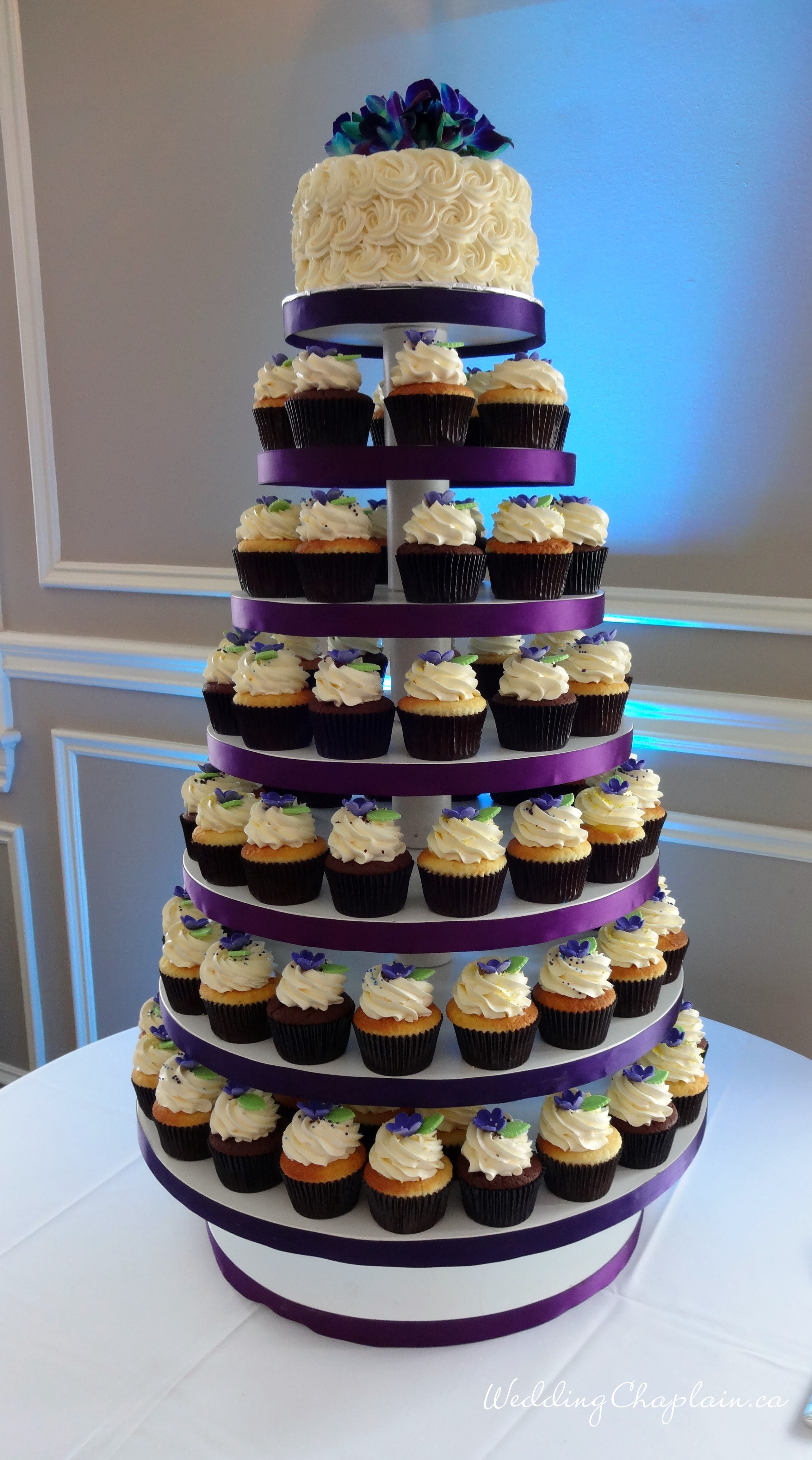 https://www.ottawaweddingmagazine.com/wp-content/uploads/2014/12/cake3.jpg